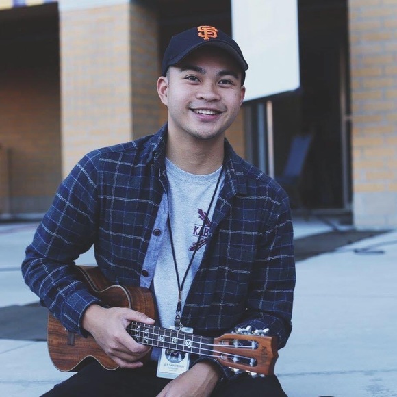 Meet your Posher, Jeremiah - Picture 2 of 2